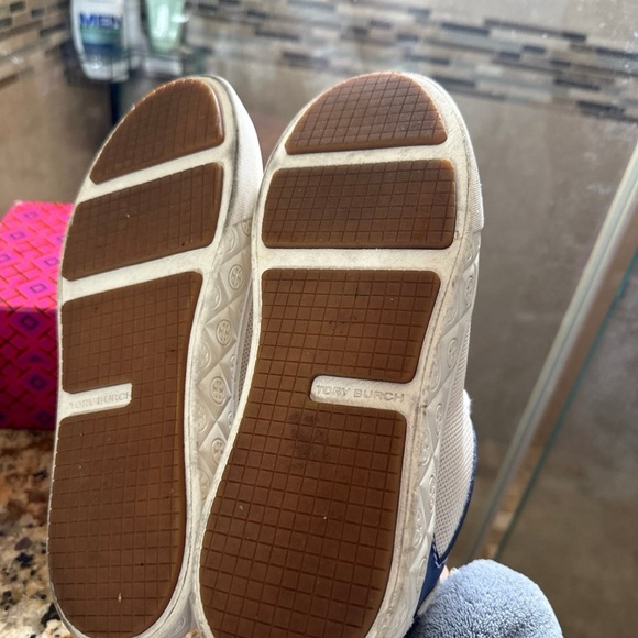 TB Women's Ladybug Low Top Sneakers - Picture 7 of 7